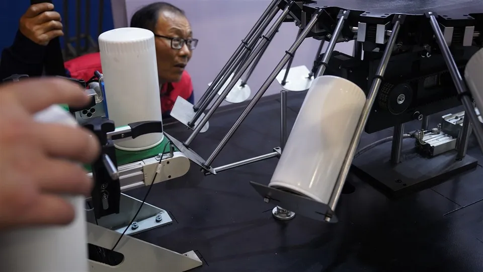 Unsur penapis minyak bahagian enjin trak